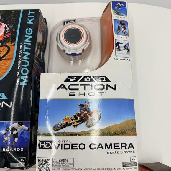 Action Shot Digital Adventure Video Camera with Various Accessories NEW - Picture 5 of 12